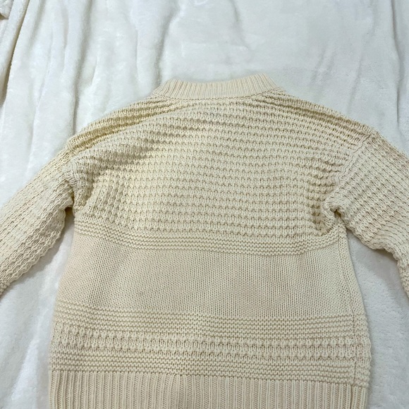 Universal Thread Goods co. White knit sweater. Used once. - Picture 2 of 2